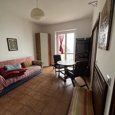 Beach, Climb & Bike Appartement Spotorno